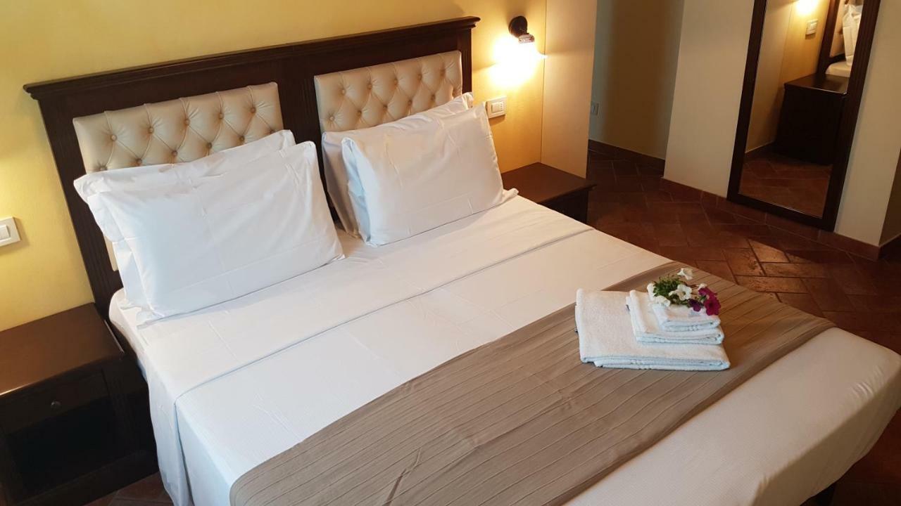 Casal Sant'Elena Bed and Breakfast Altopascio Εξωτερικό φωτογραφία